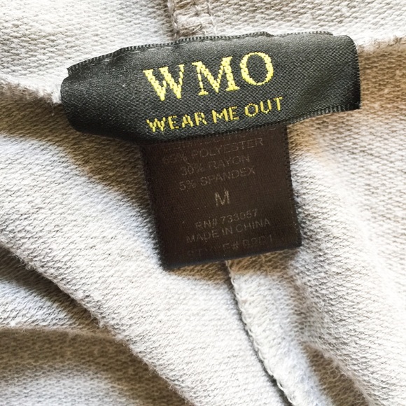WMO Hi-Lo Sweater with Hood Size Medium - Picture 6 of 6